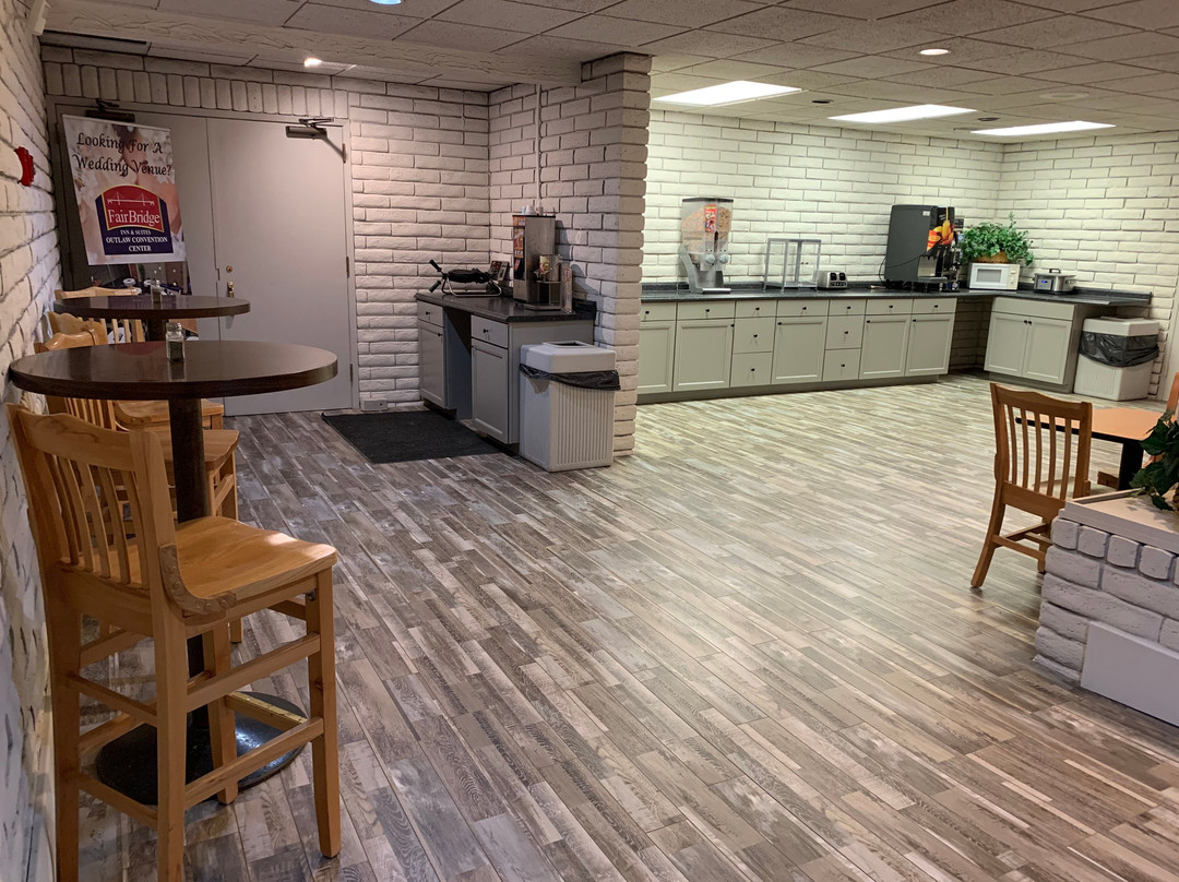 FairBridge Inn & Suites And Outlaw Convention Center主图