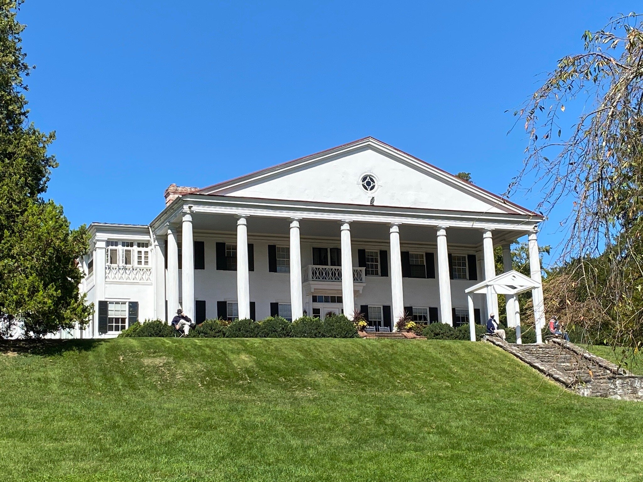 Rosemont Manor-官方