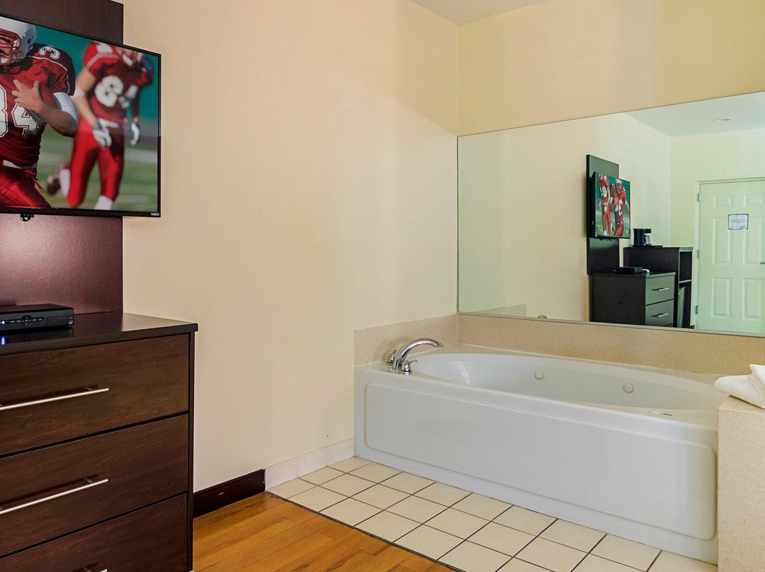 Red Roof Inn & Suites Lake Orion / Auburn Hills主图