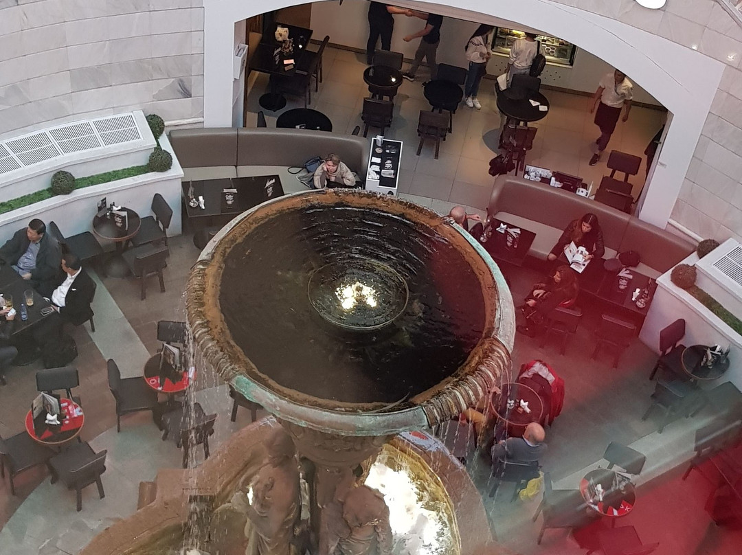 奥克霍亚德购物中心-莫斯科必去景点