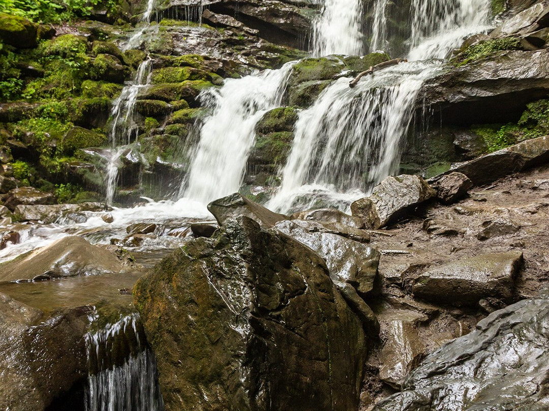 Shypit Waterfall-Pylypets必去景点