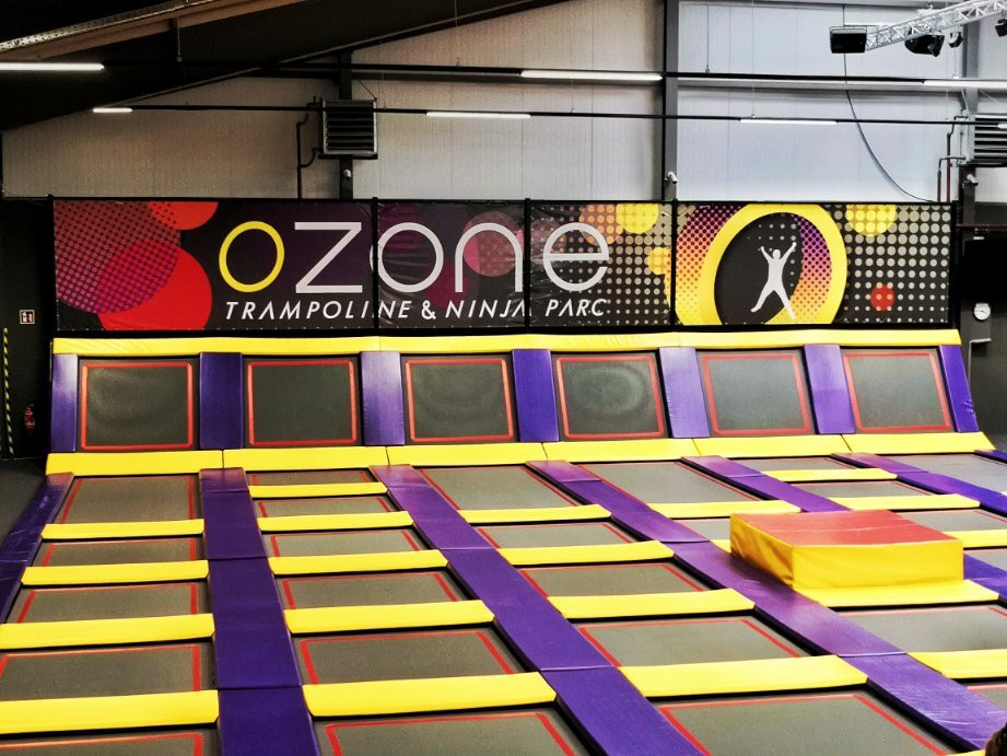 Ozone Trampoline and Ninja Park-Foetz必去景点