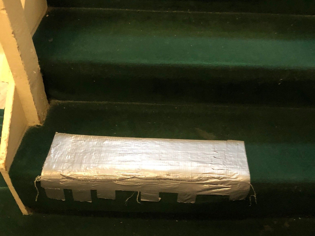 Island House Hotel主图