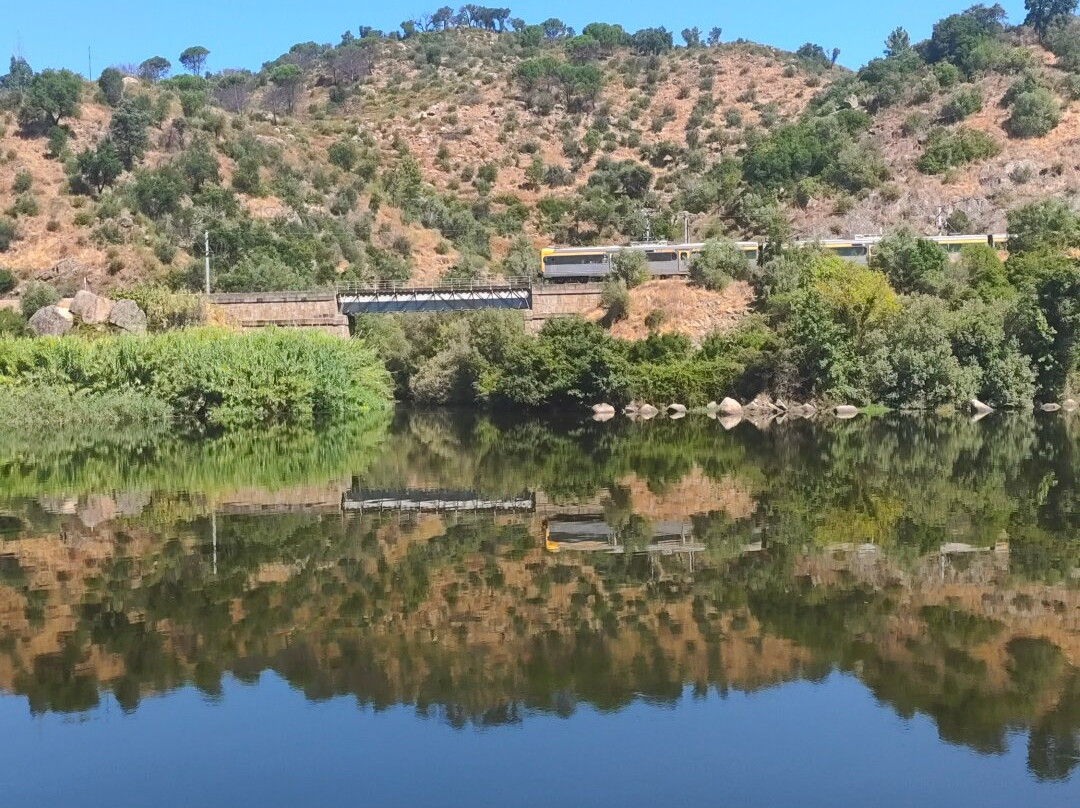 Praia Fluvial do Alamal景点图片
