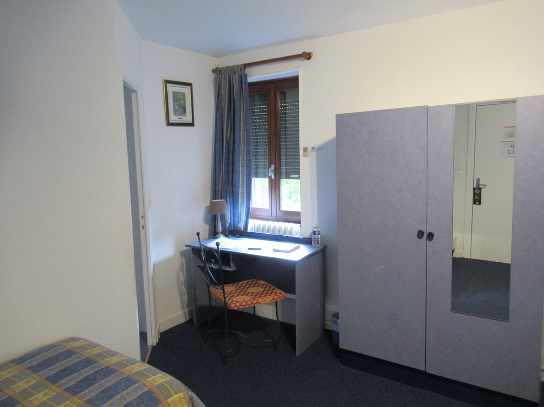 阿鲁姆酒店主图