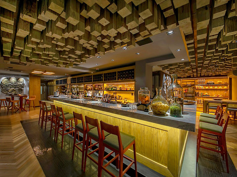 Wood Lounge Bar & Restaurante主图