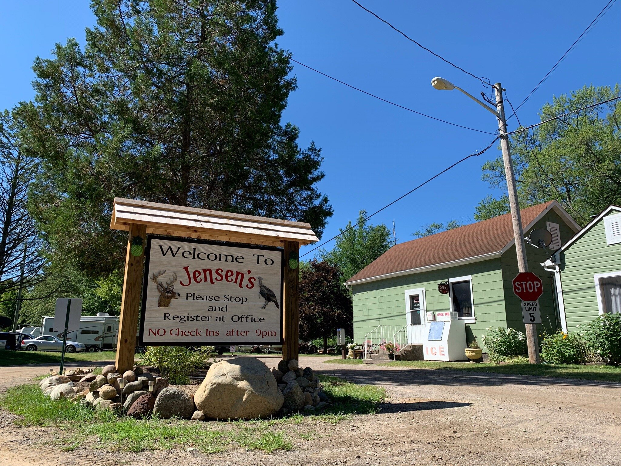 Jensen's RV Park and Motel-官方