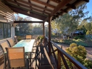 Hillside Country Retreat主图