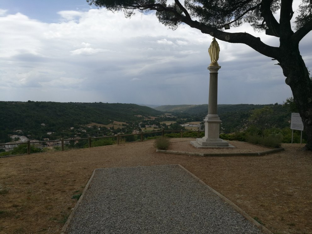 La chapelle Sainte-Maxime-Riez必去景点