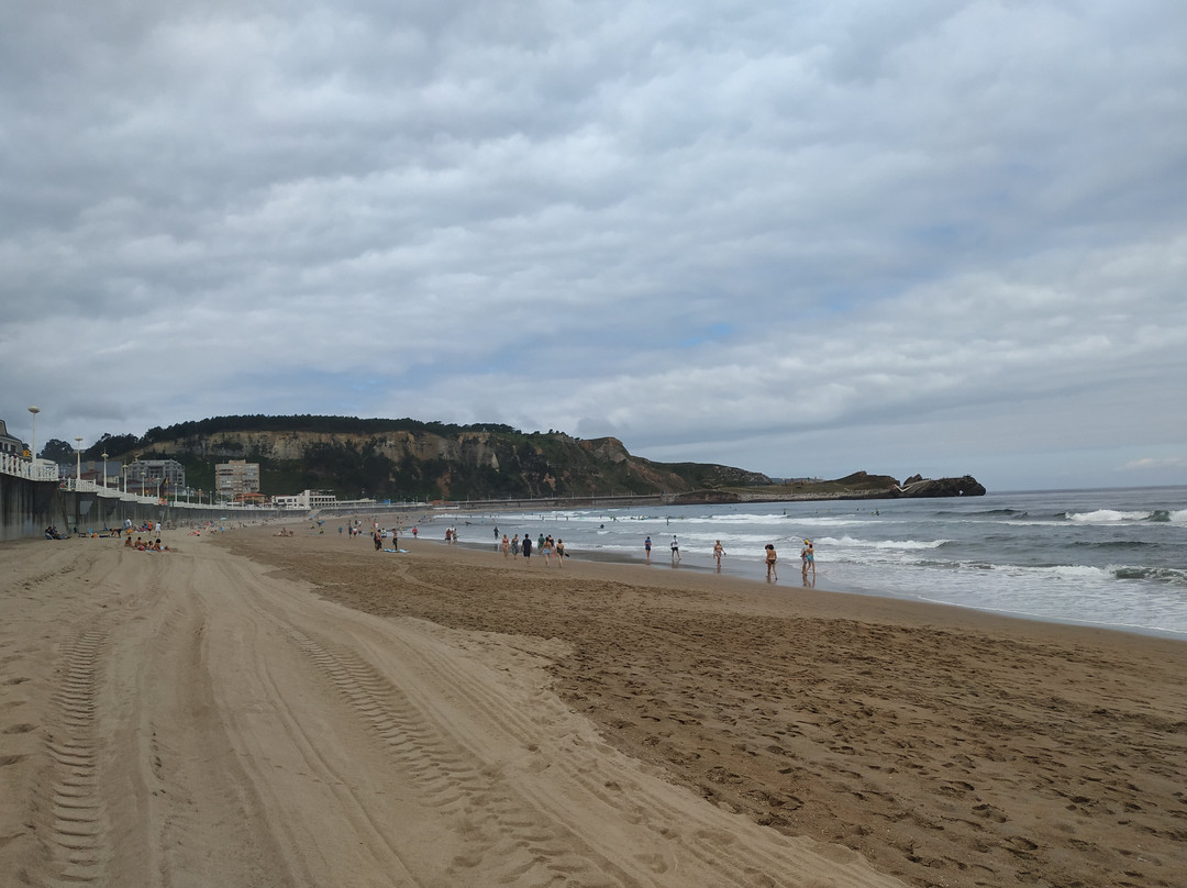 Playa de Salinas景点图片