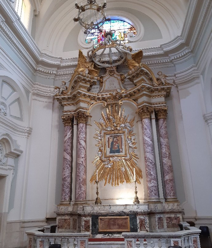 Civita Castellana Cathedral景点图片