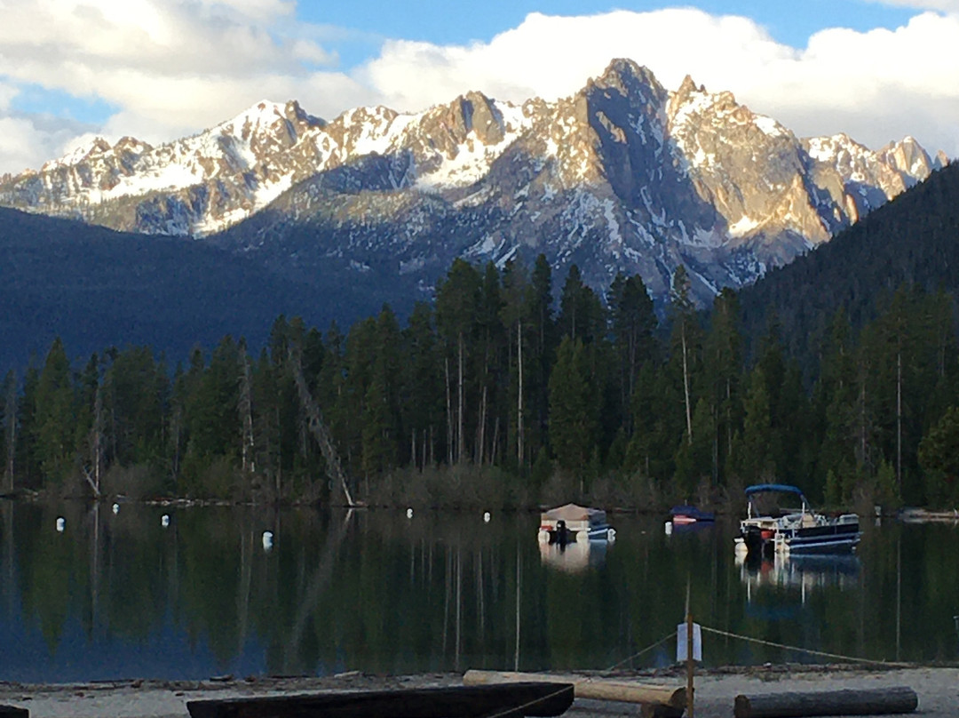 Redfish Lake Lodge主图