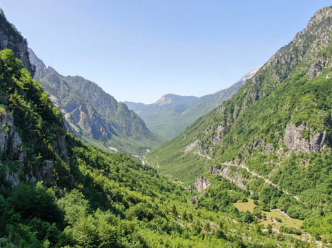 Ecotour Albania-地拉那必去景点