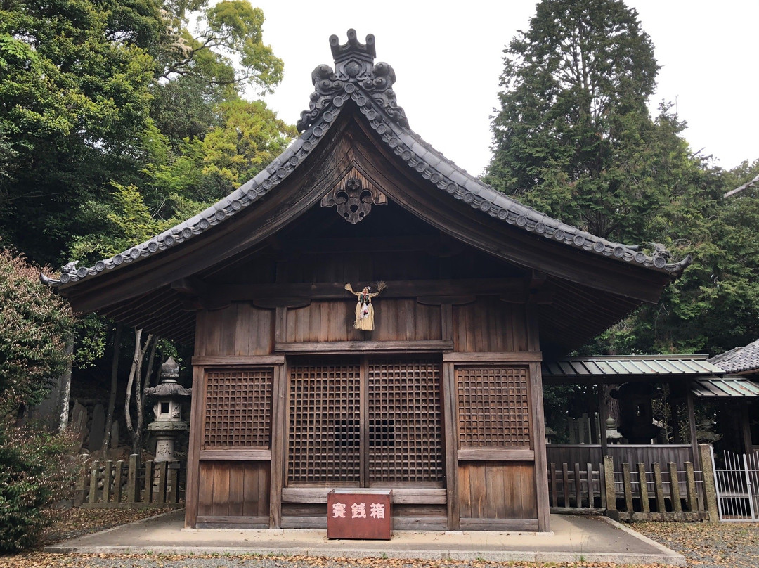 Komi Shinmei Shrine景点图片