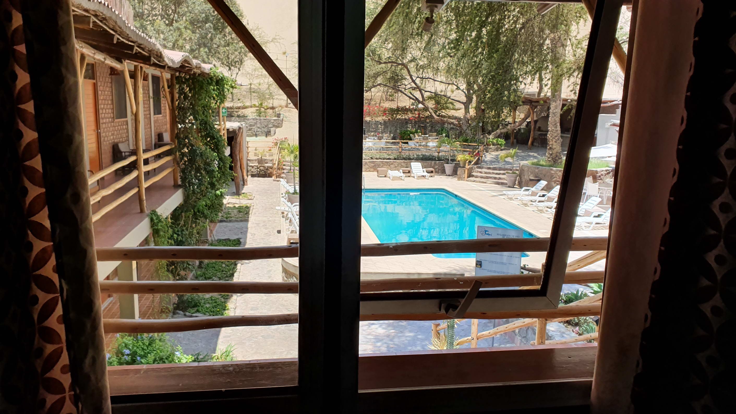Hotel El Huacachinero-泳池