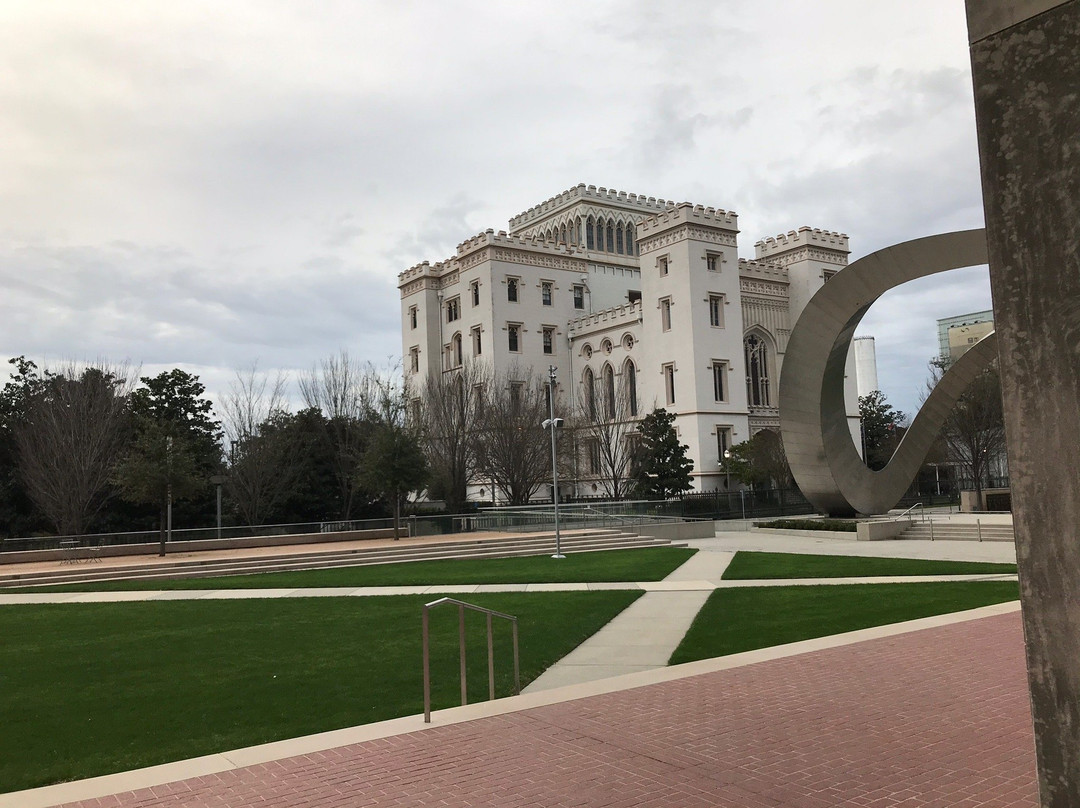 Downtown-巴吞鲁日必去景点