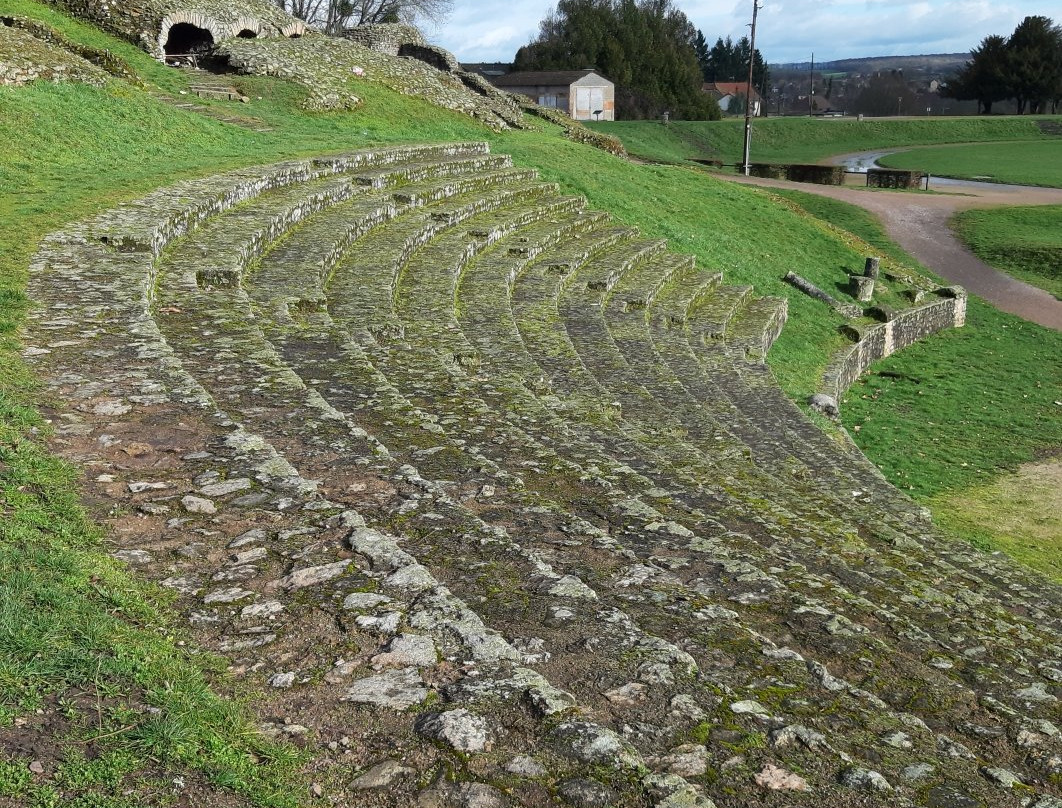 Théâtre romain d'Autun景点图片