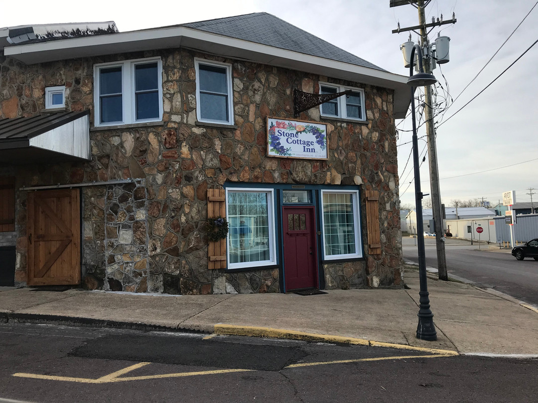 The Foxtrot Inn主图