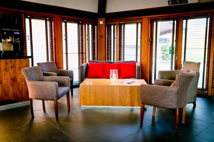 Warbrook House Hotel & Grange主图