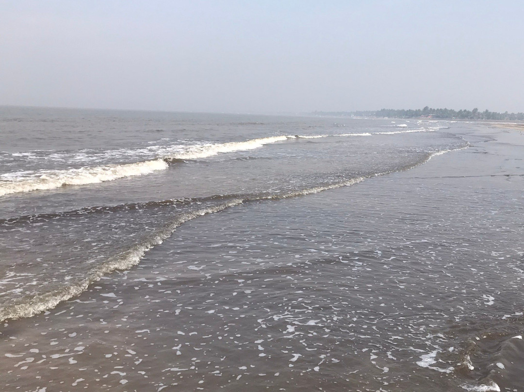Bhuigaon Beach景点图片