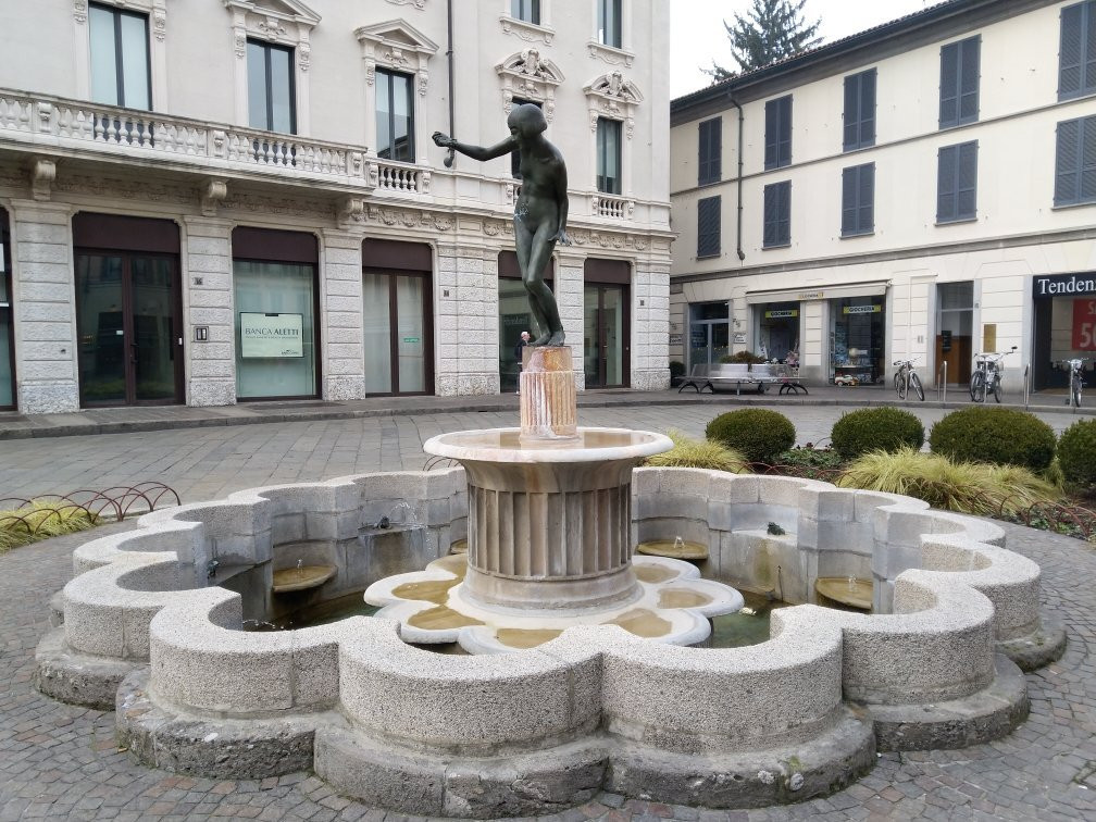 Fontana delle Rane景点图片