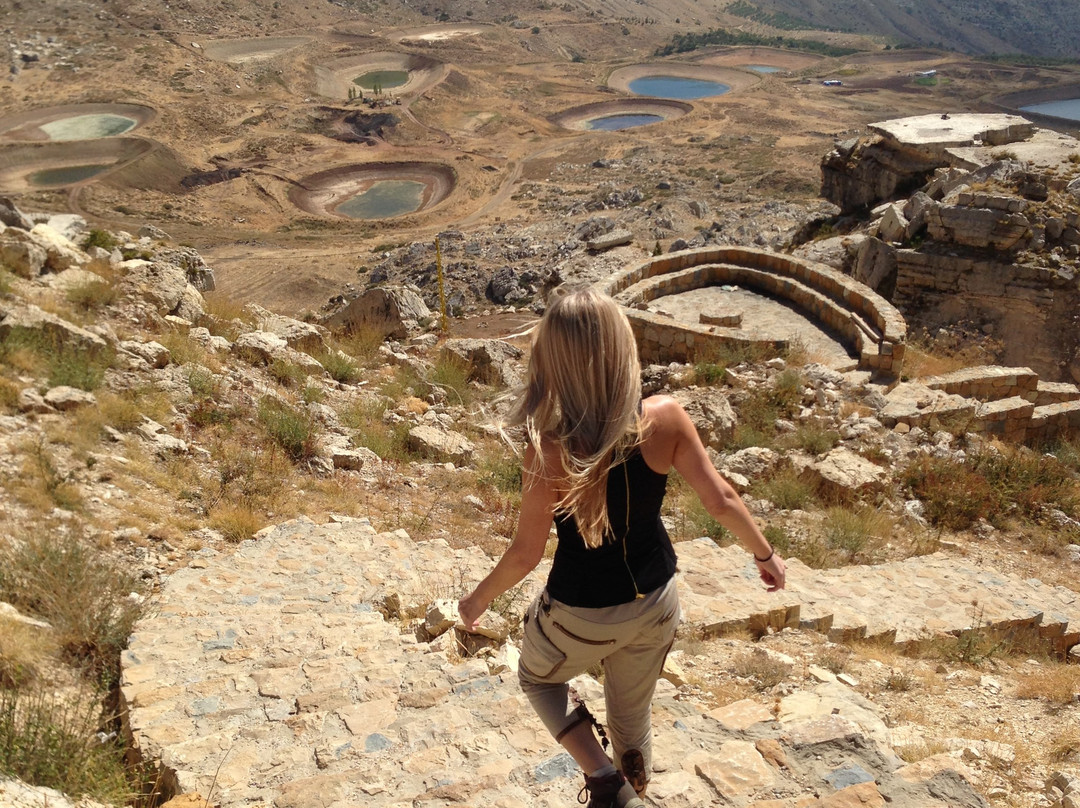 Hiking the Peaks of Laqlouq & Akoura with Green Steps-Aayoun El Aalaq Laqlouq必去景点