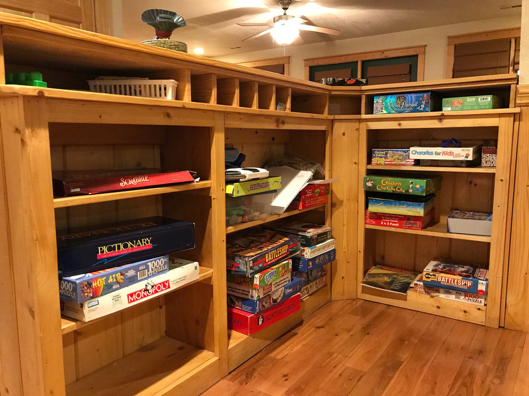 Scenic Wolf Mountain Cabins主图