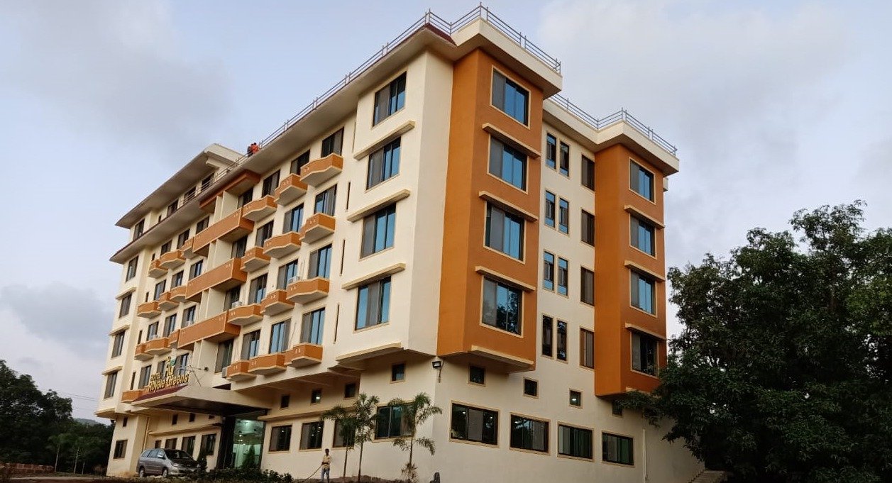 Royale Greens Resort-官方