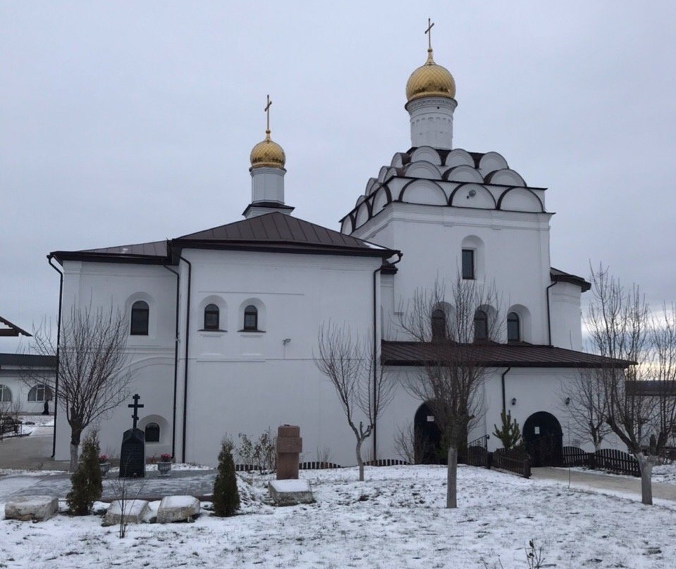 Svenskiy Monastery of Holy Dormition景点图片