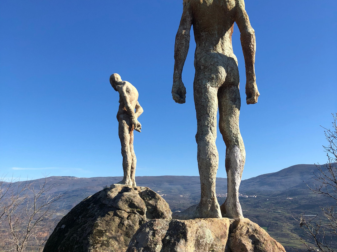 Mirador de la Memoria景点图片