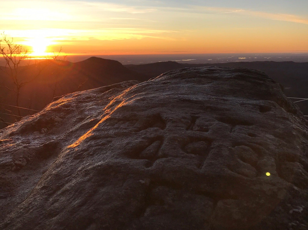 Whiteside Mountain Trail-海兰兹必去景点