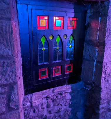 Creepy Wee Pub-丹弗姆林必去景点