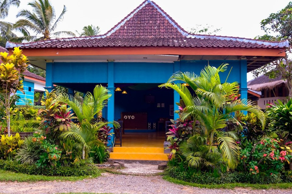 OYO 1835 Surya Mandalika Hotel主图