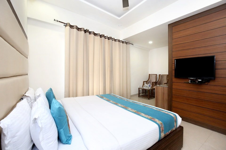 OYO 8954 Hotel Joy主图