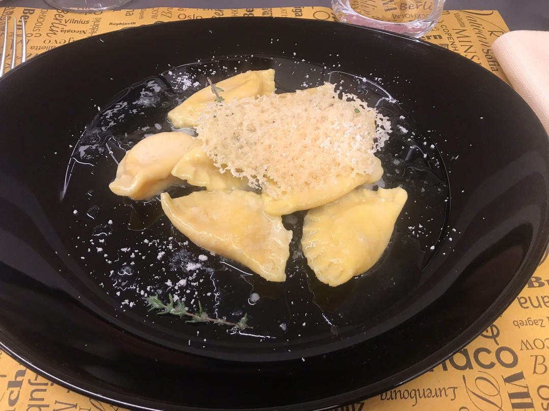 阿尔皮诺酒店主图