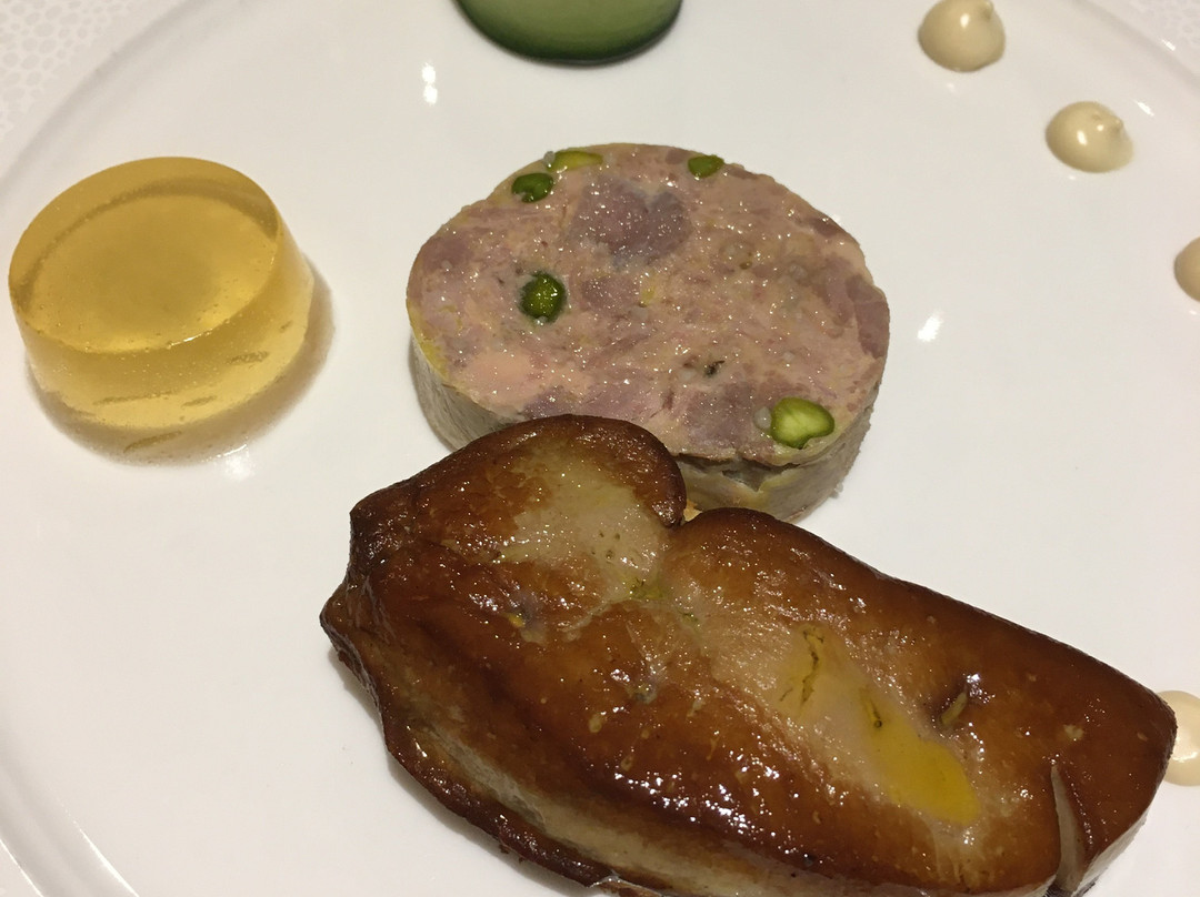 巡防舰酒店主图