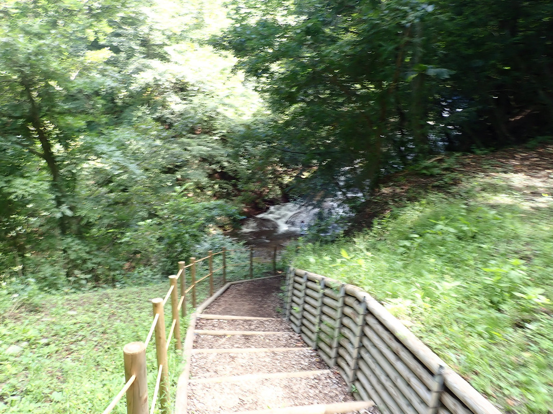 Uodomeno Falls景点图片