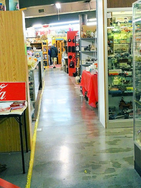 Memory Lane Antique Mall-塞维尔维尔必去景点