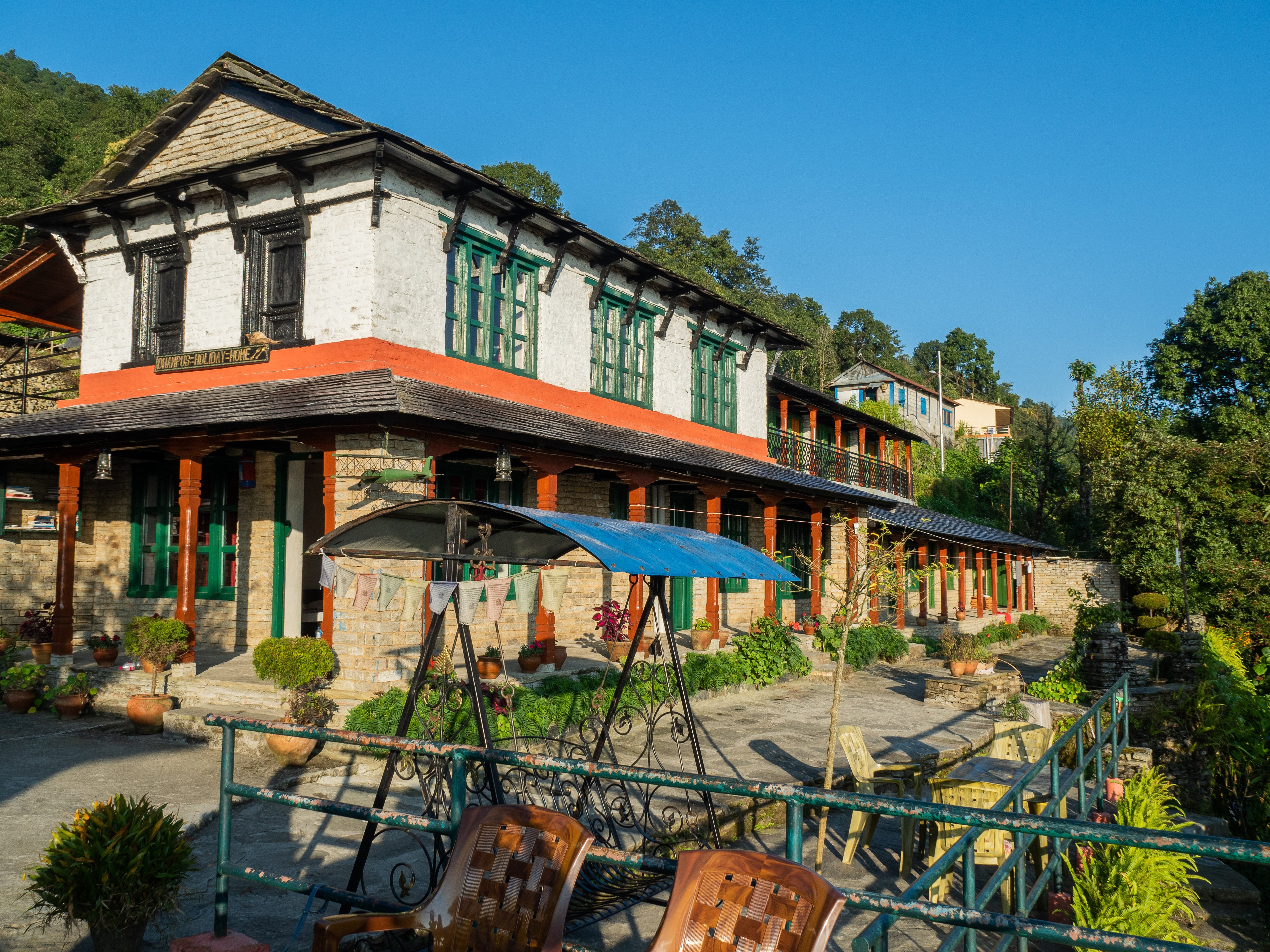 Dhampus Holiday Home Guest House & Restaurant-浴室