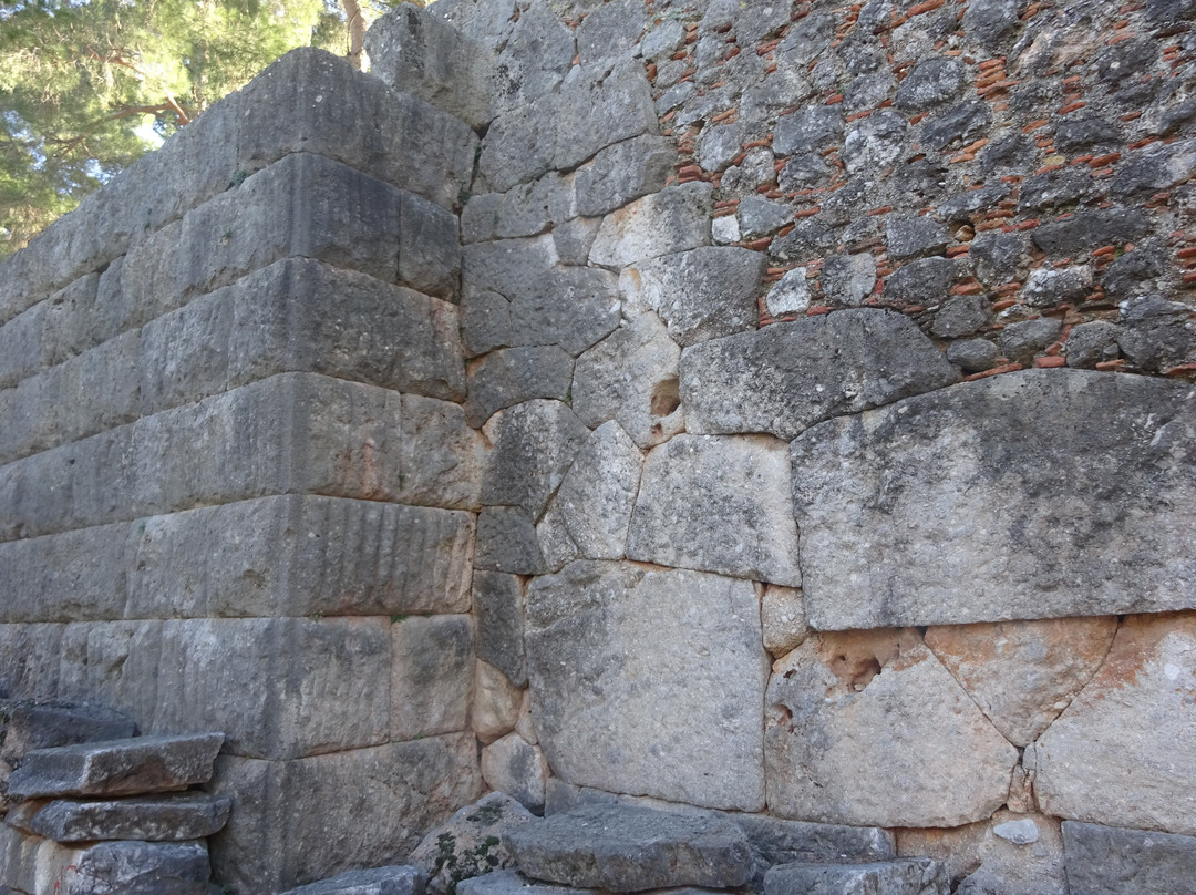 Salona Castle-Amfissa必去景点