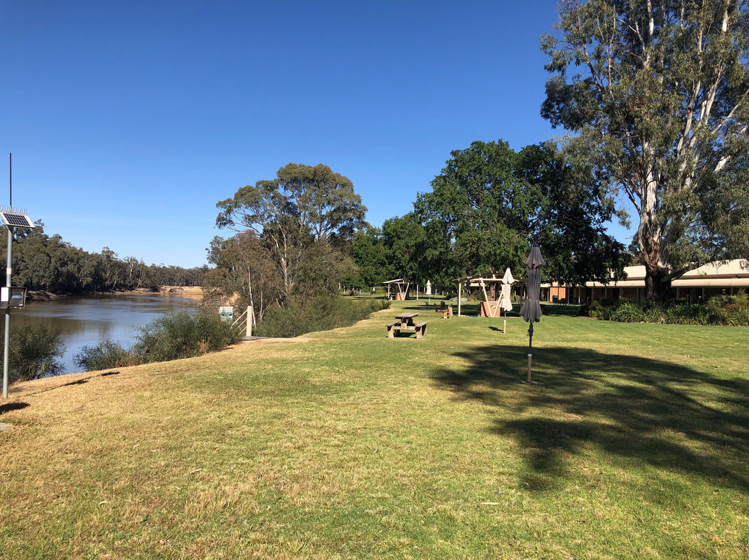 卡德尔对美利酒店主图