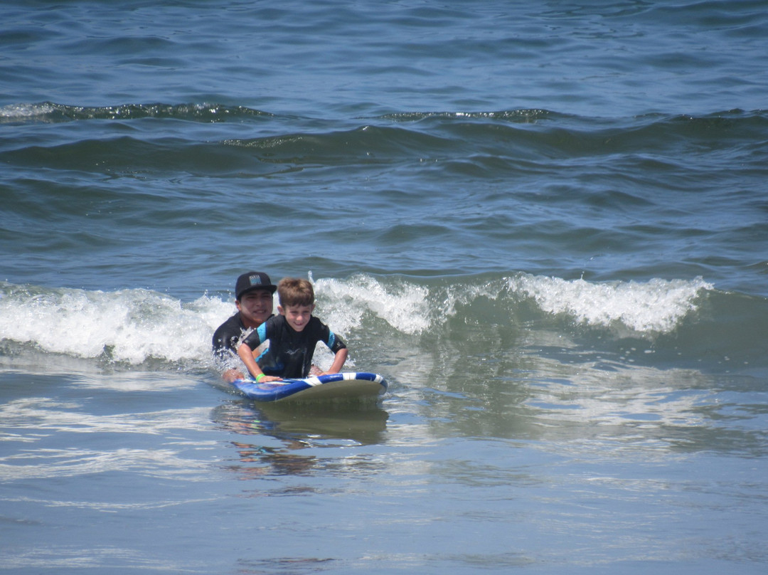 Playa Hermosa Surf n' Sup-恩塞纳达必去景点
