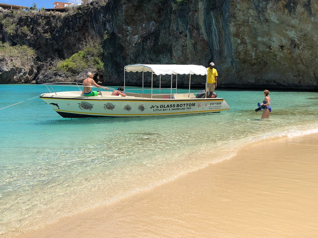 Junior's Glass-Bottom Boat