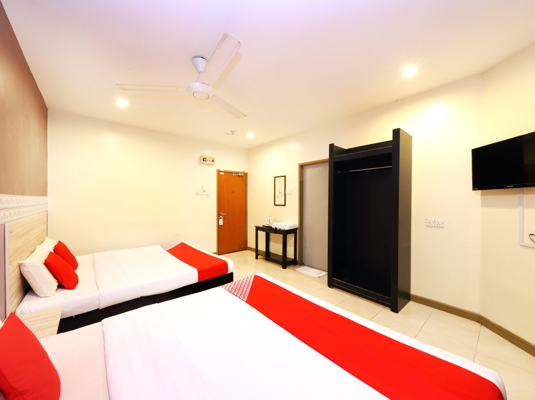 赤道几内亚斐令宜酒店主图