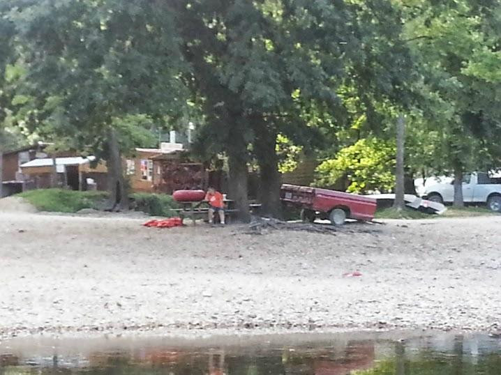 Niangua River Oasis-Day Rentals-莱巴嫩必去景点