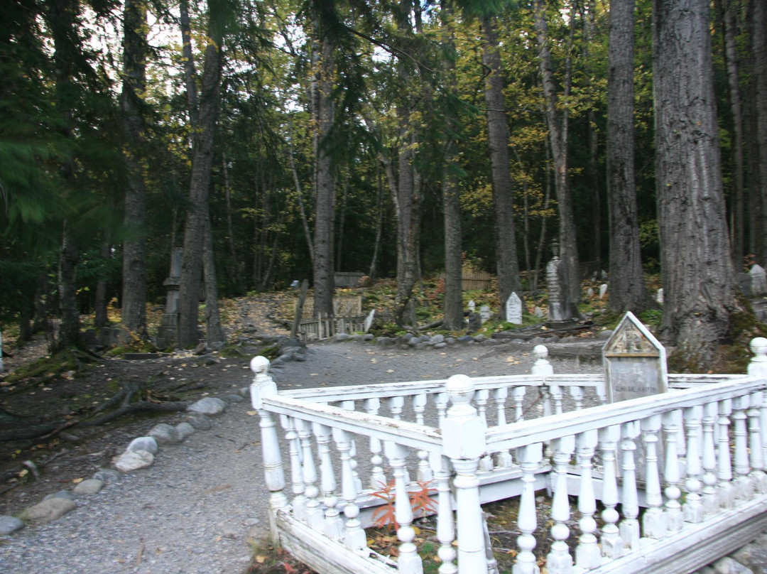 Gold Rush Cemetery景点图片