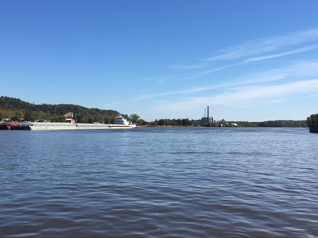 Cassville Car Ferry景点图片