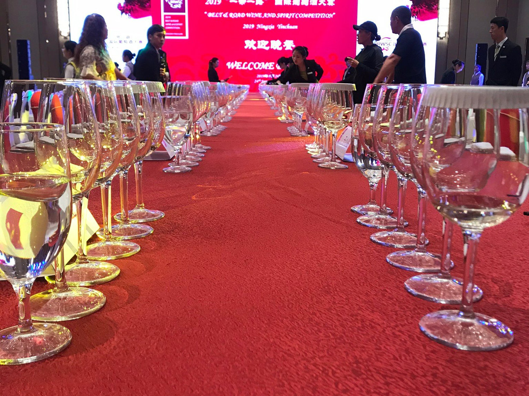 万达嘉华酒店主图