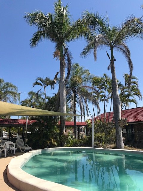 Hervey Bay Colonial Lodge-泳池
