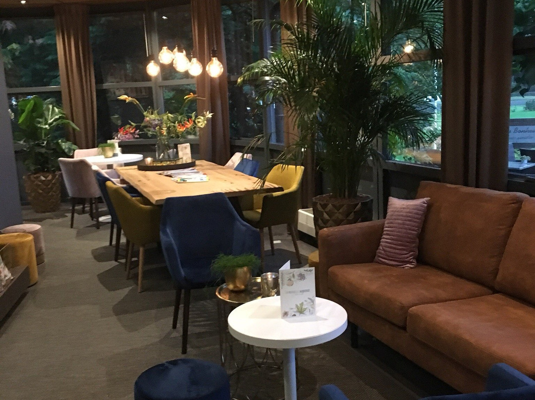Auberge Du Bonheur主图